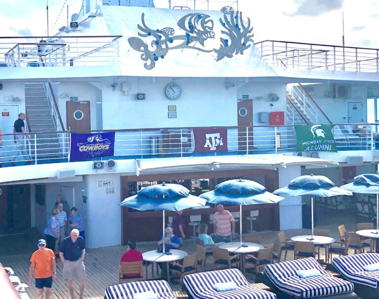 IM体育试玩 boat trip