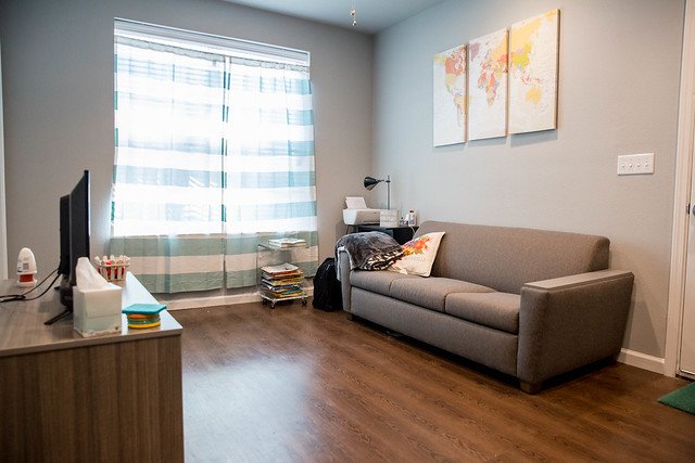 IM体育平台 apartment living room